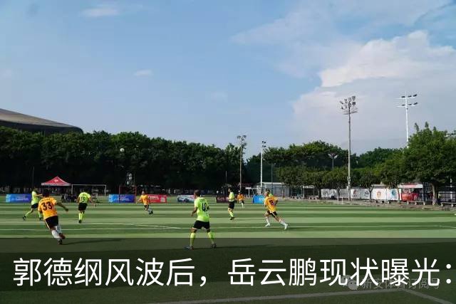 郭德纲风波后，岳云鹏现状曝光：住北京大别墅，万人空巷看他表演